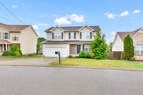 1033 Cheryl Ln, LA VERGNE, TN, 37086-4502 | Card Image