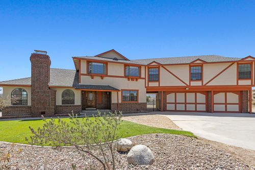 13620 Pales Rd, Agua Dulce, CA, 91390-2740 | Card Image
