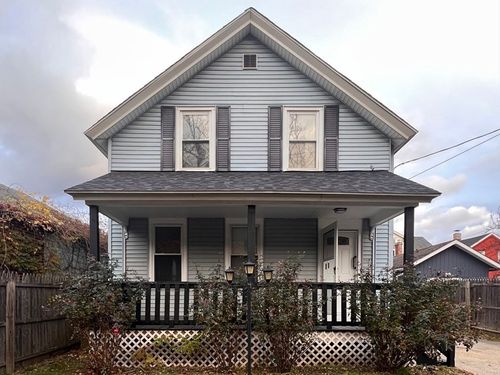 37 Kimball St, Chicopee, MA, 01013-1641 | Card Image