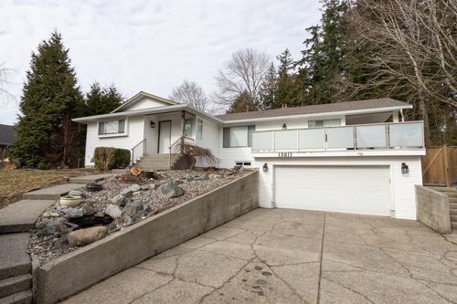 13811 17 Ave, Surrey, BC, V4A7C2 | Card Image