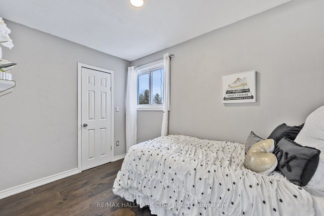 7913 Main St, House other with 3 bedrooms, 2 bathrooms and 4 parking in Adjala Tosorontio ON | Image 12