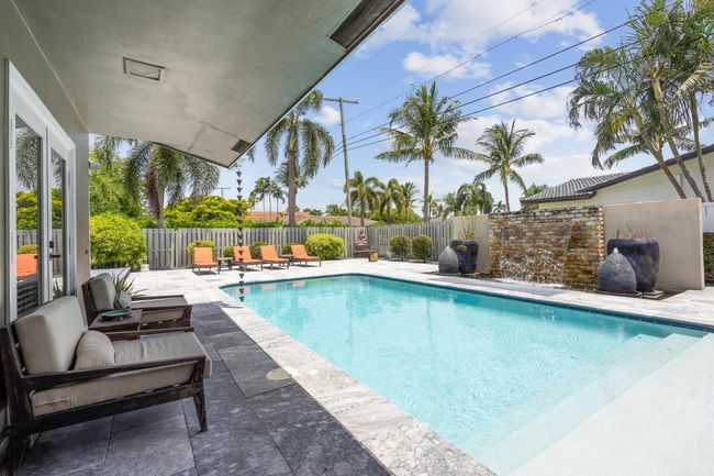 2750 Ne 45 Th St, House other with 3 bedrooms, 2 bathrooms and null parking in Lighthouse Point FL | Image 16
