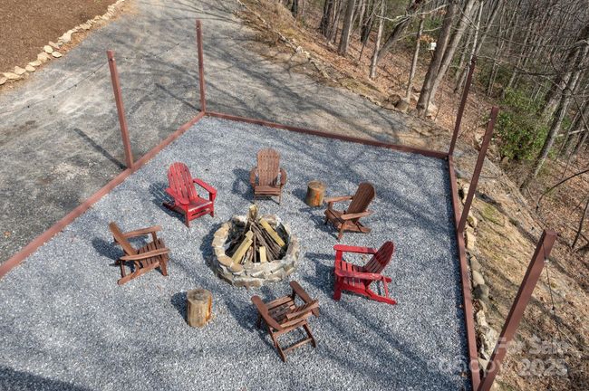 Amazing Outdoor area for gathering | Image 8