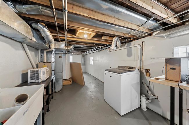 7546 W 61 St St, House other with 3 bedrooms, 2 bathrooms and 2 parking in Summit IL | Image 29