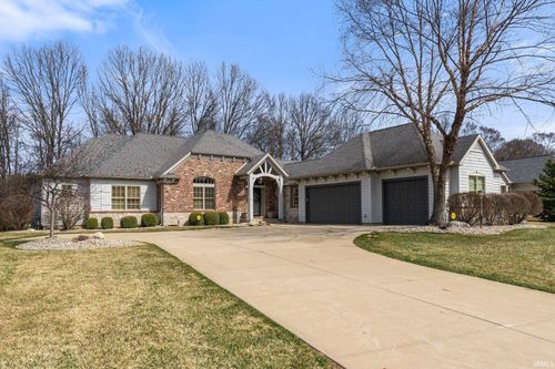 18131 Abington Ct, South Bend, IN, 46637-6058 | Card Image