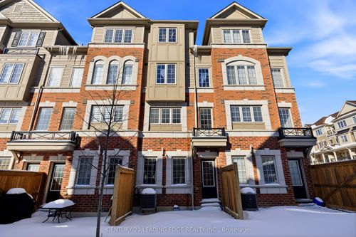 256-33 Foal Path, Oshawa, ON, L1L0L2 | Card Image