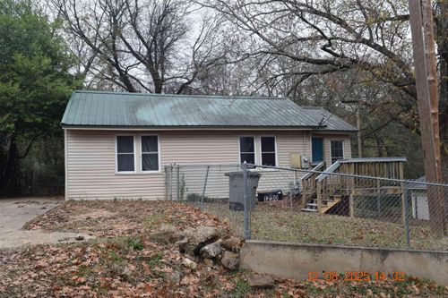 1230 Garland Ave, Hot Springs, AR, 71913-3124 | Card Image