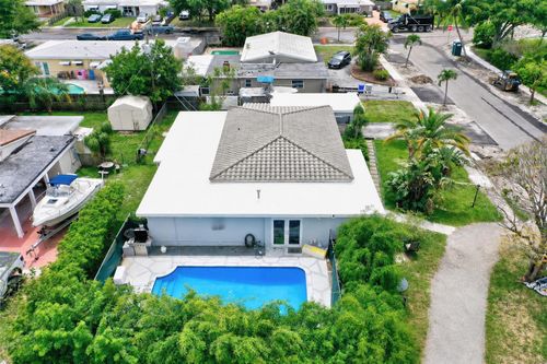 970 Sw 3rd Ave, Pompano Beach, FL, 33060-8769 | Card Image