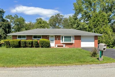 50 Park Drive, House other with 3 bedrooms, 1 bathrooms and 1 parking in Delmont PA | Image 1