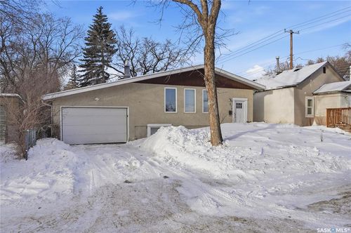 313 Av Q S, Saskatoon, SK, S7M2Y2 | Card Image