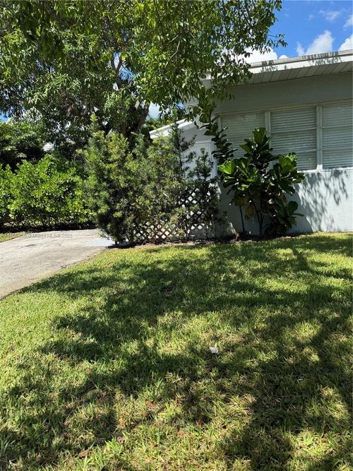 2-1003 Sw 4th Ave, Fort Lauderdale, FL, 33315-1201 | Card Image