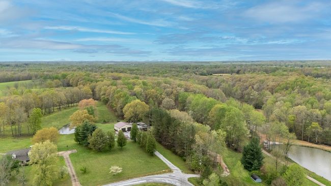 70 N Keener Rd, House other with 4 bedrooms, 3 bathrooms and 2 parking in Leoma TN | Image 38