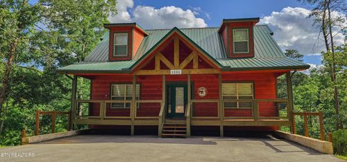 1531 Bear Valley Rd, Sevierville, TN, 37876-2642 | Card Image