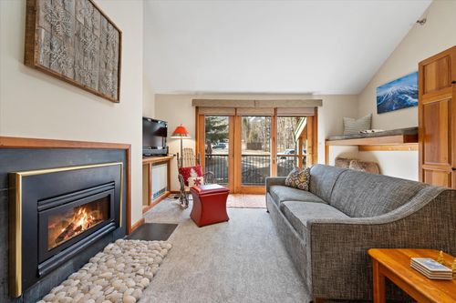 one-364 Sugartree, Carrabassett Valley, ME, 04947 | Card Image