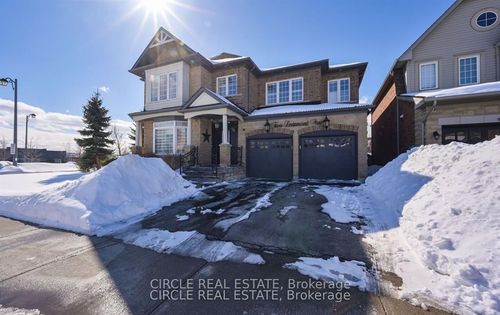 2 Learmont Ave, Caledon, ON, L7C3N3 | Card Image