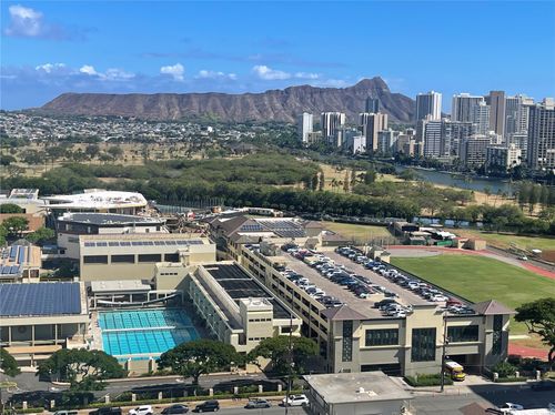 2203-555 University Avenue, Honolulu, HI, 96850 | Card Image