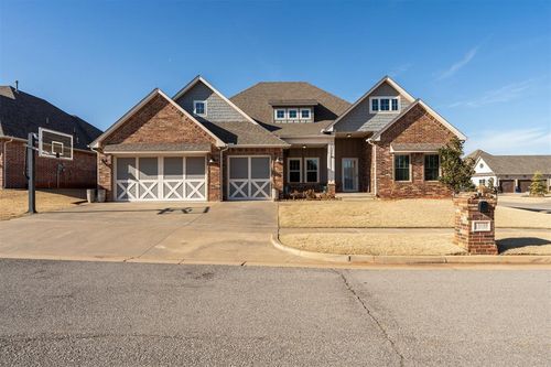 13609 Firethorn Dr, Piedmont, OK, 73078-3047 | Card Image