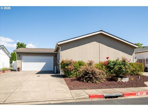 2416 Maia Loop, Springfield, OR, 97477 | Card Image