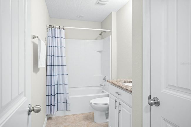 In law suite bathroom | Image 18