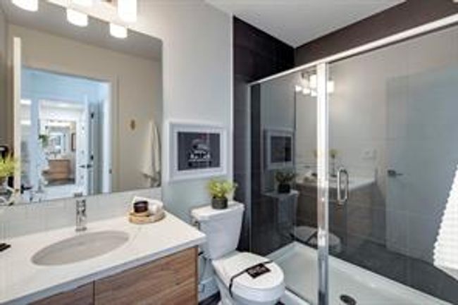 19617 45 St Se, Home with 3 bedrooms, 2 bathrooms and 1 parking in Calgary AB | Image 9