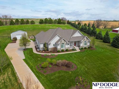 3570 Golden Eagle Cir, Blair, NE, 68008-6703 | Card Image