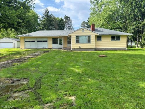 151 Durst Dr Nw, Warren, OH, 44483-1156 | Card Image