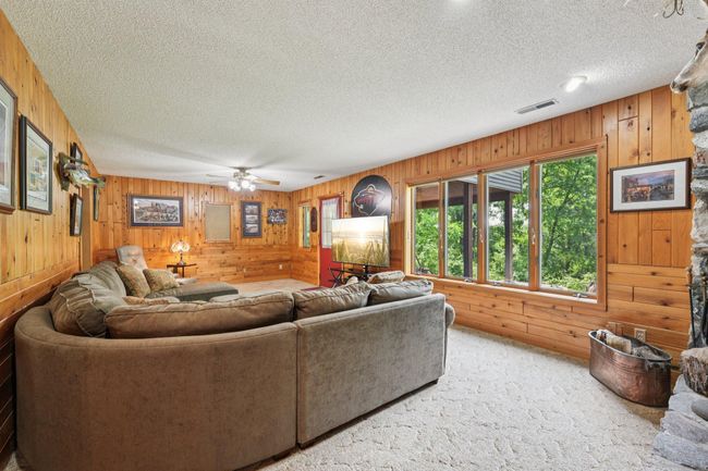17-web-or-mls-Barnes Ave-0306-017.jpg | Image 30