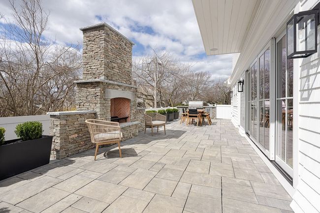 10 Stimpson St, House other with 5 bedrooms, 7 bathrooms and 4 parking in Middletown RI | Image 41