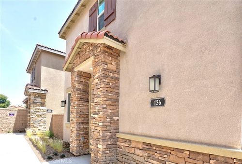 136 Trellis Ct, Perris, CA, 92571-2625 | Card Image