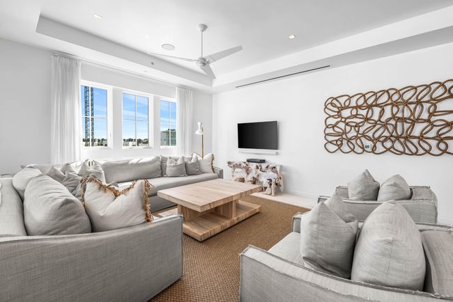 The Whitby 304-4 | Image 12