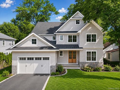 8 Crest Ln, Scarsdale, NY, 10583-7504 | Card Image