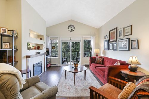 122-930 Braidwood Rd, Courtenay, BC, V9N3R9 | Card Image