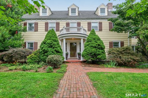 39 W Meadow Rd, Wilton, CT, 06897-4720 | Card Image