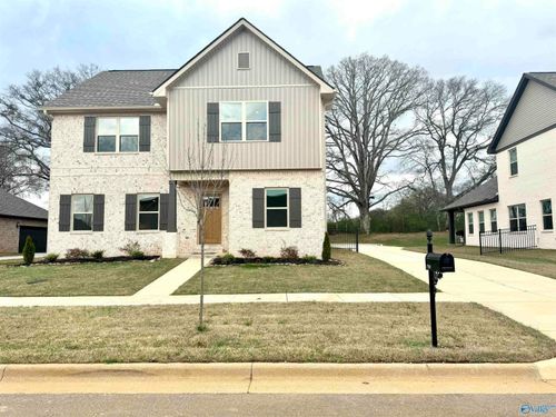 17908 Eastmoor St, Athens, AL, 35611-2265 | Card Image