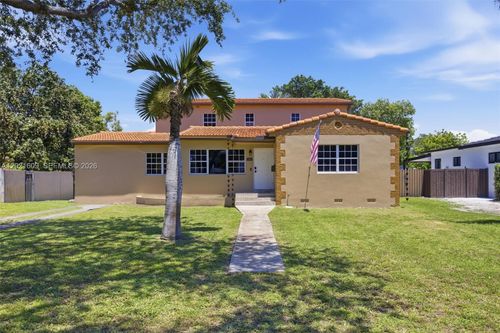245 Lenape Dr, Miami Springs, FL, 33166-5118 | Card Image