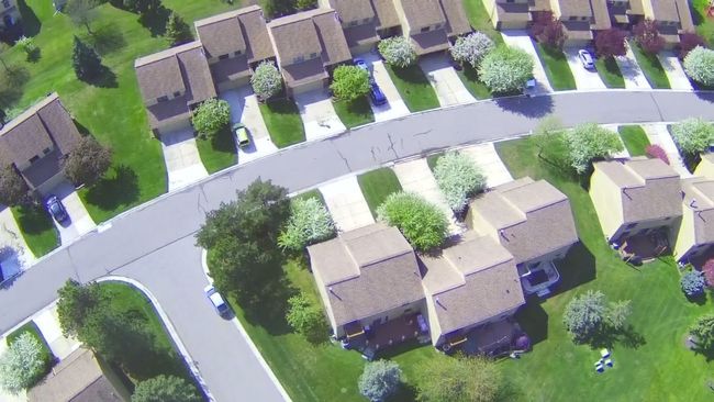 2179 Rochelle Park Dr, Condo with 2 bedrooms, 3 bathrooms and null parking in Rochester Hills MI | Image 42