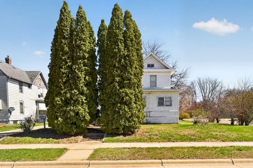 409 S Park St, Fairmont, MN, 56031-2914 | Card Image