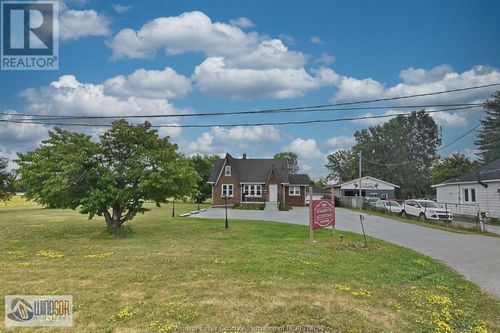 4590 Walker Rd, Windsor, ON, N8W5V6 | Card Image