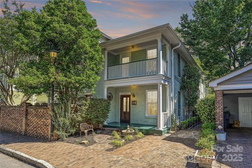 402 W 8th St, Charlotte, NC, 28202-1706 | Card Image