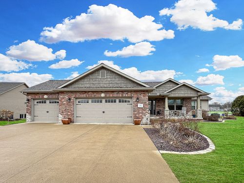 221 Lake Pointe Dr, Goodfield, IL, 61742-9509 | Card Image