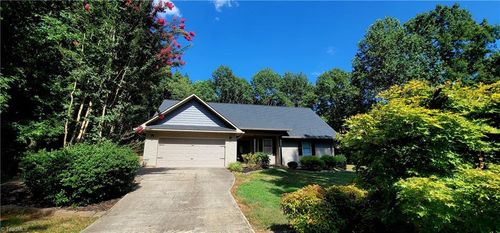 2616 Carriage Ln, Lincolnton, NC, 28092-5841 | Card Image