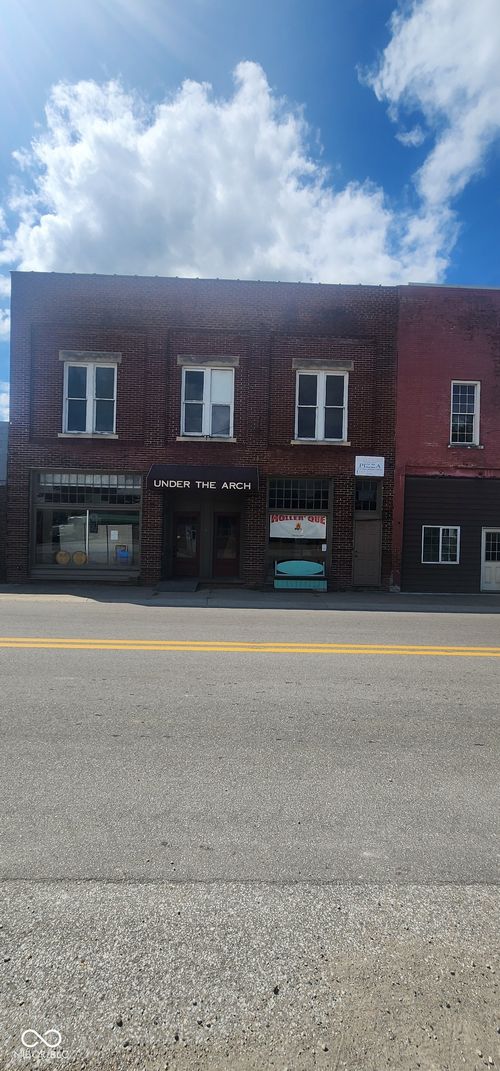 21 E Guion St, Marshall, IN, 47859-8800 | Card Image