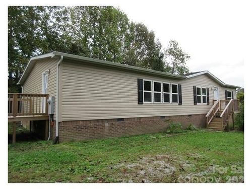 123 Josiah Ln, Hendersonville, NC, 28792-1270 | Card Image
