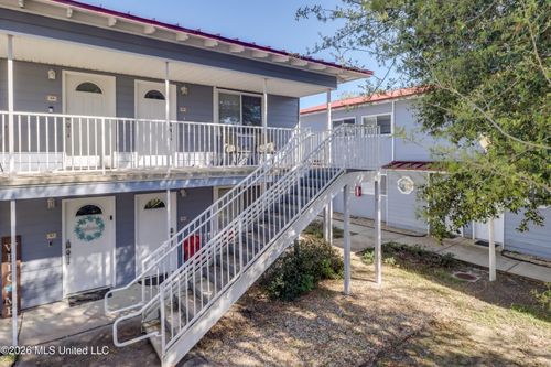 apt-k167-1664 Beach Blvd, Biloxi, MS, 39531-5360 | Card Image