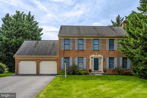 504 Spring Hollow Dr, NEW HOLLAND, PA, 17557-1458 | Card Image