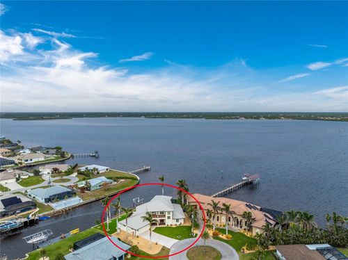 3015 Curry Ter, PORT CHARLOTTE, FL, 33981-1005 | Card Image