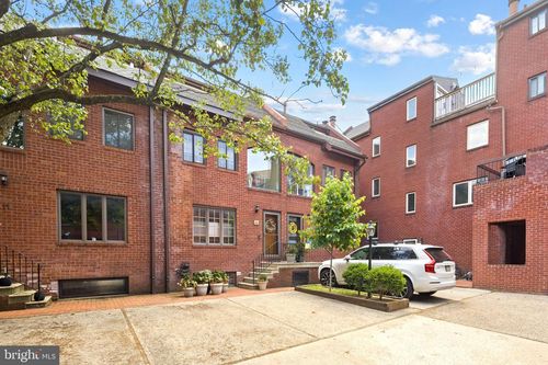 c-12-708 S 2nd St, PHILADELPHIA, PA, 19147-3497 | Card Image