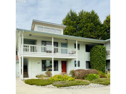 b-825 Brookhaven Dr, Brookings, OR, 97415-7150 | Card Image