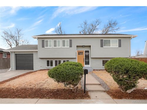 5043 Scranton St, Denver, CO, 80239 | Card Image