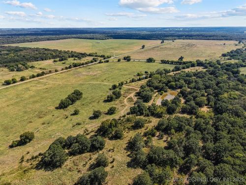 13850 Tucks Ferry Rd, Marietta, OK, 73448-8600 | Card Image